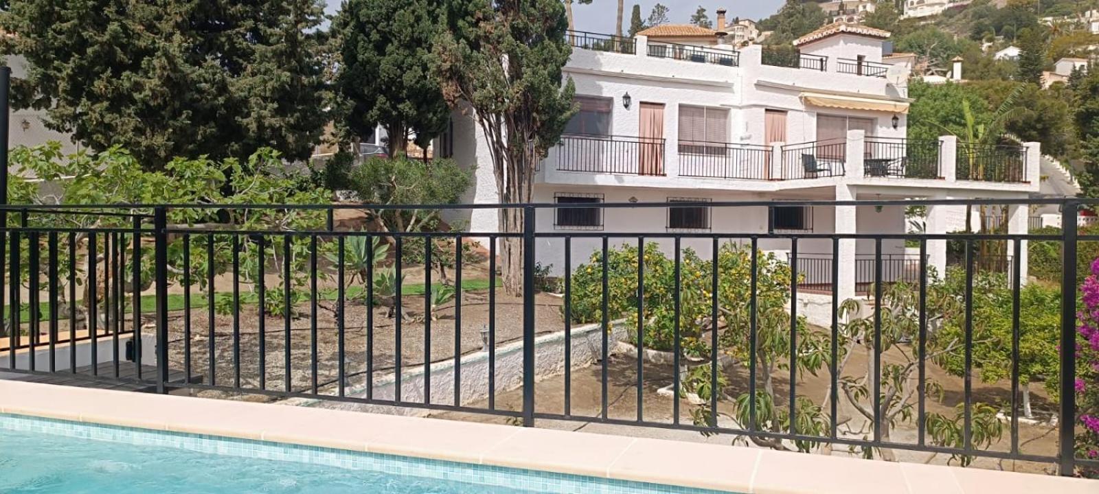 La Torrecica, Con Caracter Andaluz Y Magnificas Vistas Al Mar Y Sierra Nevada Salobreña Exterior foto